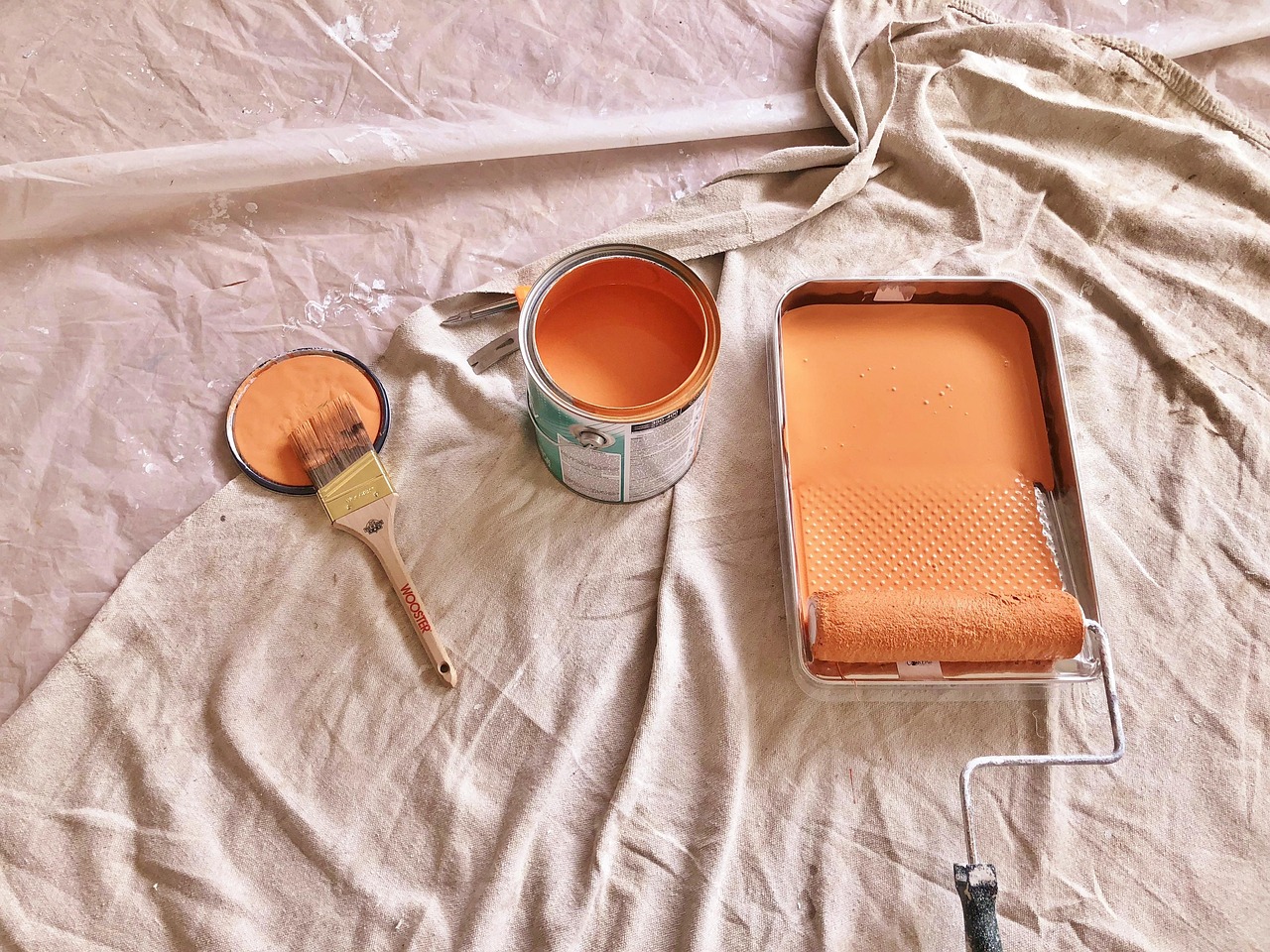 Desktop, color, paint — Benefits Offered by Spray Foam Insulation