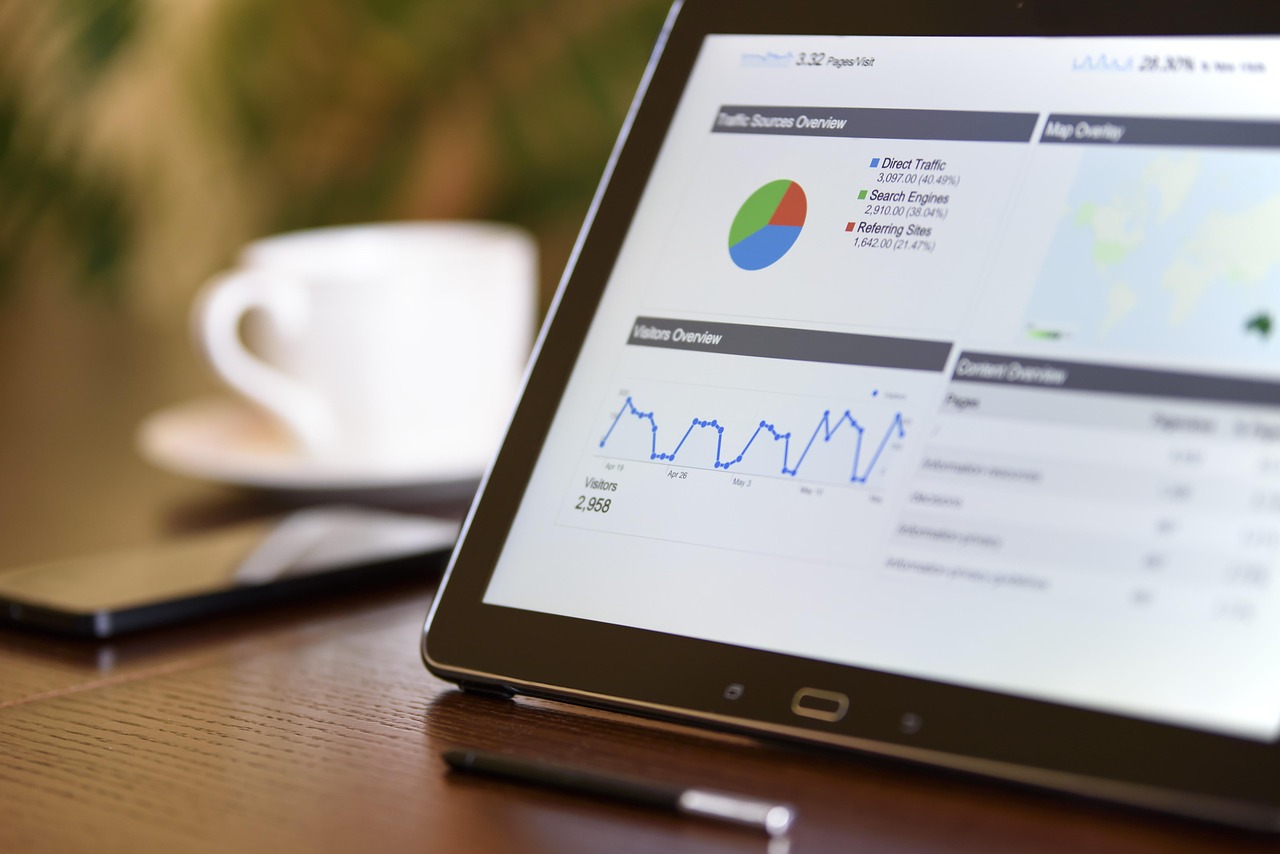 Digital marketing, technology, notebook — Hydroponics and Greenhouses: A Perfect Match